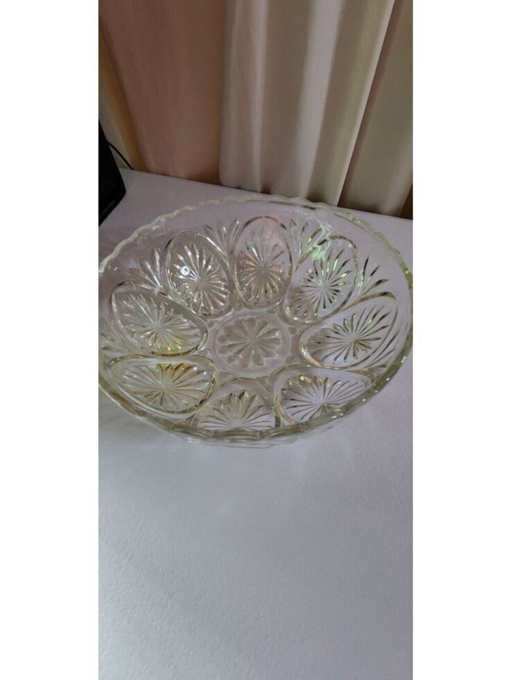 Anchor Hocking Star & Cameo Medallion serving bowl *CALLOUT*